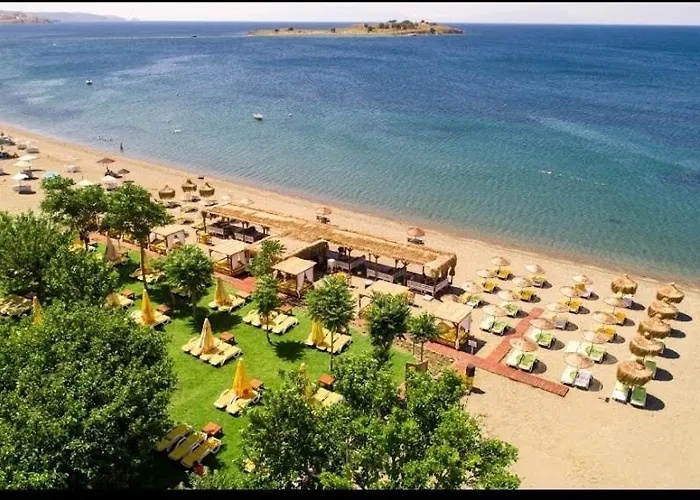 Malibeach Aparthotel