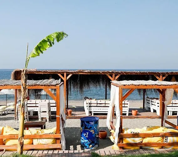 Apartmanhotel Malibeach *